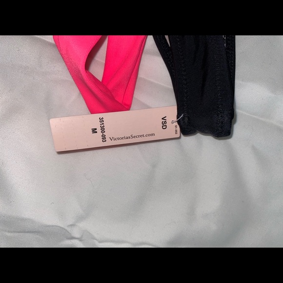 Bathing suit bottoms - Picture 2 of 3